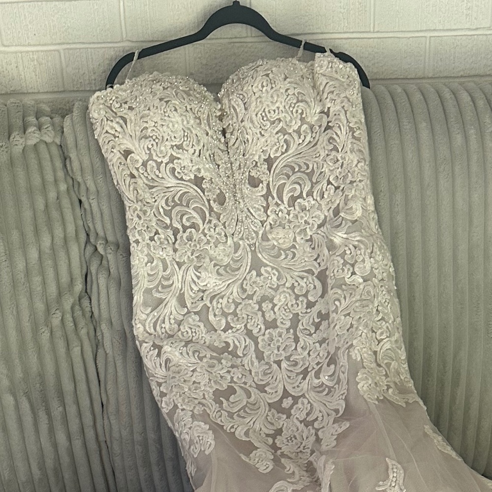 Fiona- Maggie Sottero - Picture 3 of 9